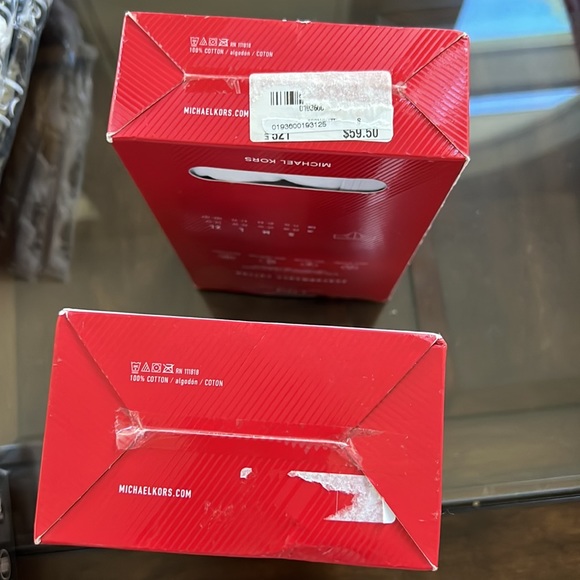 Bundle (2) Of Michael Kors Low Rise Brief And Boxer Briefs. - Picture 15 of 15